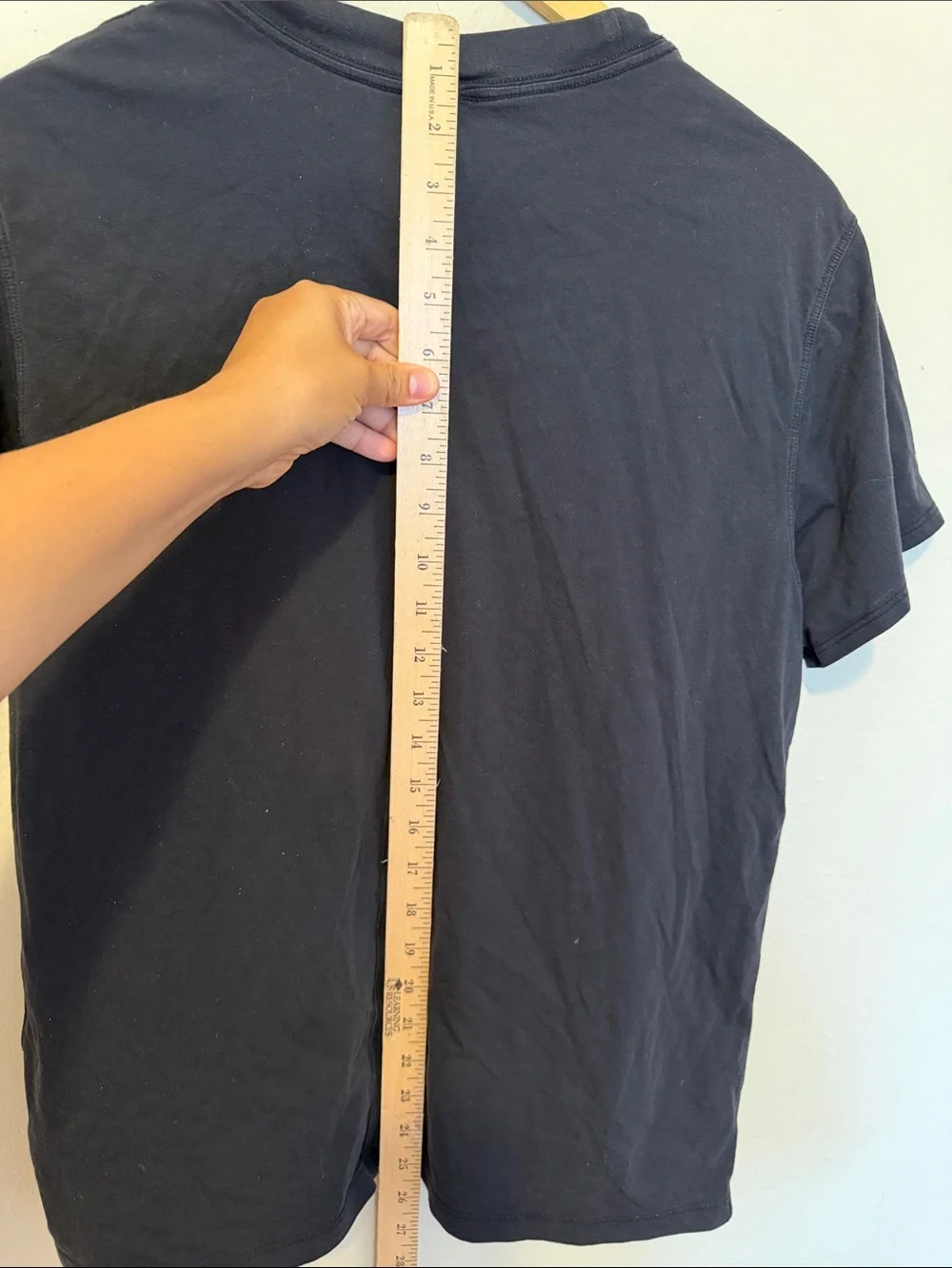 lululemon athletica Black Short Sleeve Crew Tee